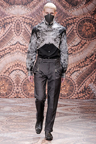 Alexander McQueen / - 2010-2011